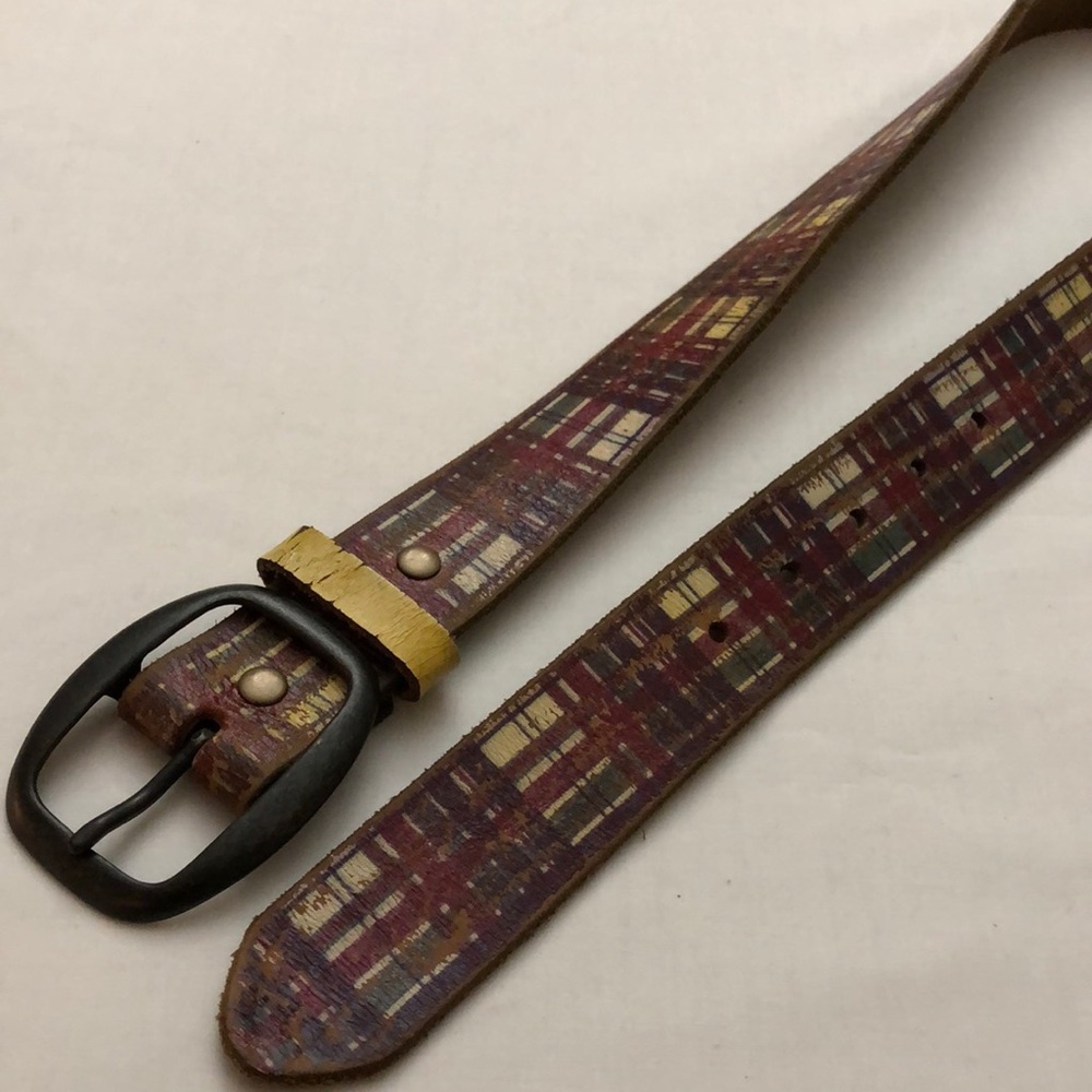 Leather Island Sz S Leather Belt by Bill Lavin